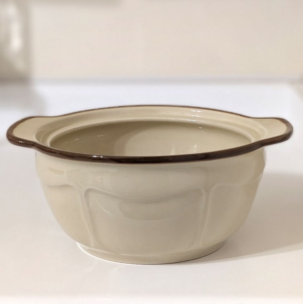 Vintage PORCELITE PRUSZKÓW Ceramic Casserole Dish